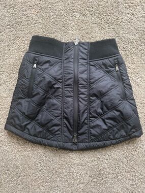 Prana Quilted Black Zip-Front Women's Skirt